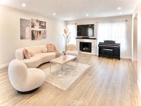 10 Sunflower , Irvine, CA
