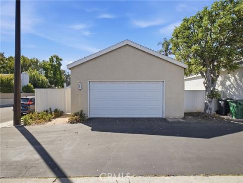 23 Spring Buck , Irvine, CA