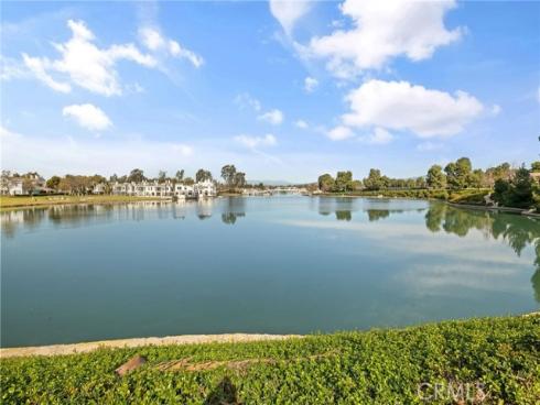 23 Spring Buck , Irvine, CA