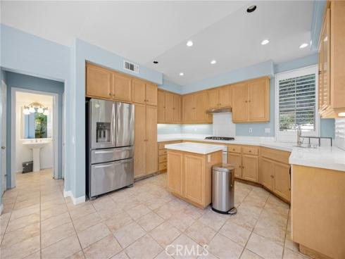 43  Del Carlo  , Irvine, CA