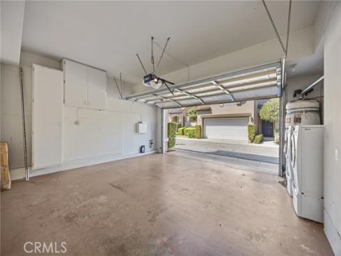 43  Del Carlo  , Irvine, CA