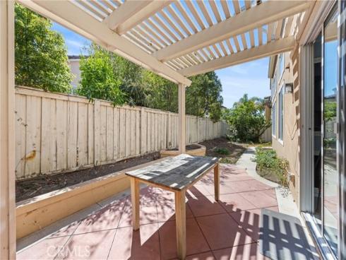 43  Del Carlo  , Irvine, CA