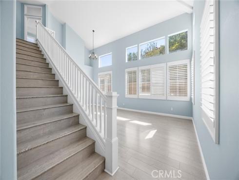 43  Del Carlo  , Irvine, CA