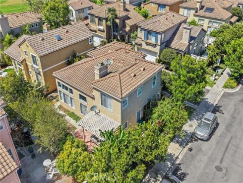 43  Del Carlo  , Irvine, CA
