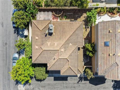 43  Del Carlo  , Irvine, CA