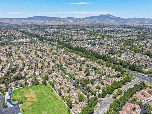 43  Del Carlo  , Irvine, CA