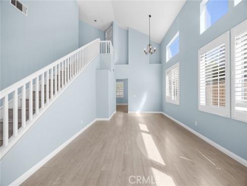 43  Del Carlo  , Irvine, CA