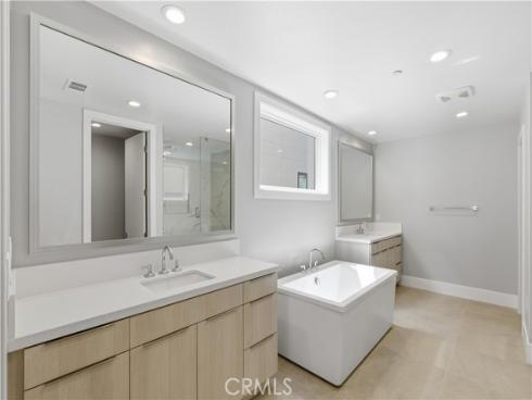 156  Apron  , Irvine, CA