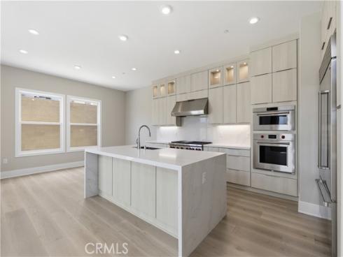 156  Apron  , Irvine, CA