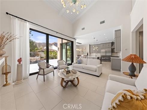 115 Green Rdg , Irvine, CA