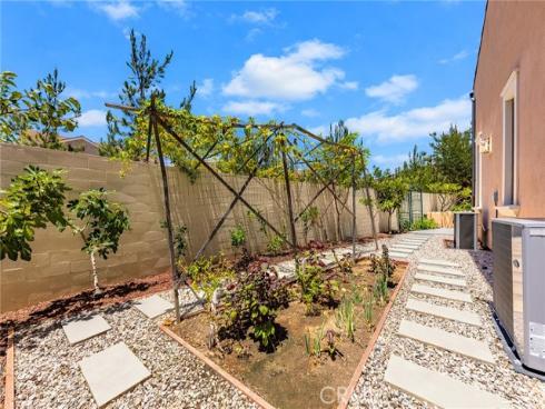 115 Green Rdg , Irvine, CA