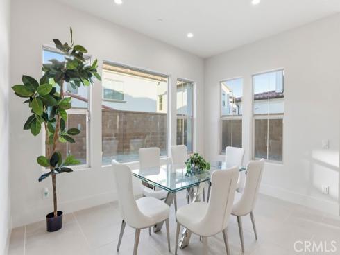 108 Oakstone , Irvine, CA