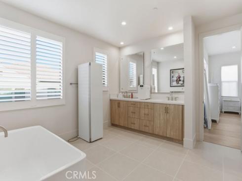 108 Oakstone , Irvine, CA