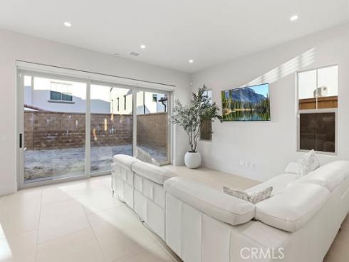 108 Oakstone , Irvine, CA