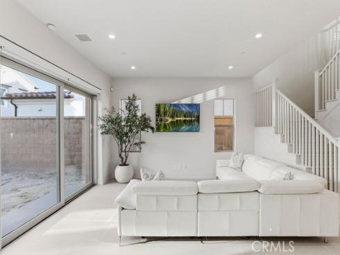 108 Oakstone , Irvine, CA