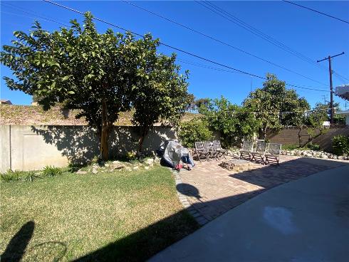 301 W Parkwood  , La Habra, CA