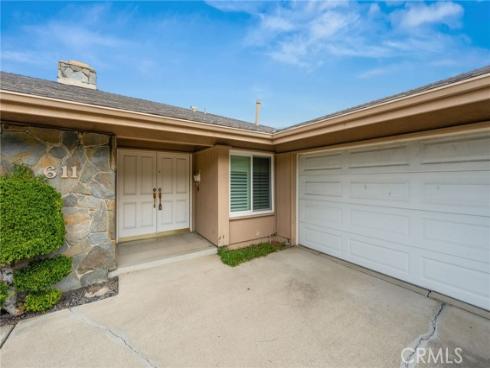 611 Honeywood Lane
