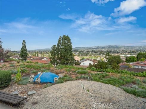 611 Honeywood Lane, La Habra, CA