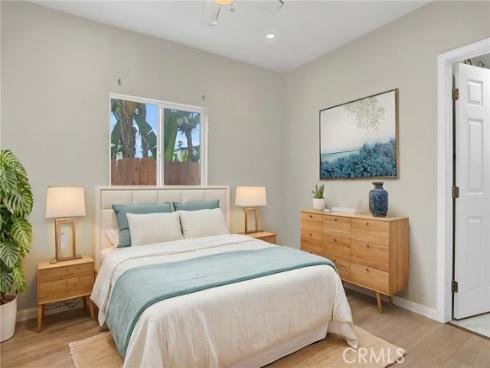301 W 1st , La Habra, CA