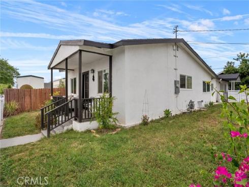 301 W 1st , La Habra, CA