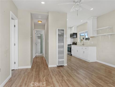 301 W 1st , La Habra, CA