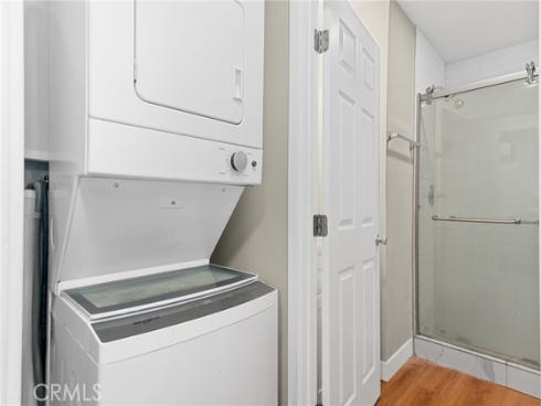 301 W 1st , La Habra, CA
