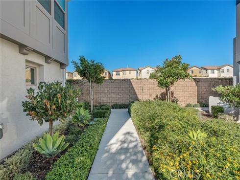 149 E Knox , La Habra, CA