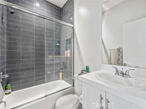 149 E Knox , La Habra, CA