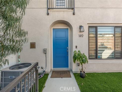 149 E Knox , La Habra, CA