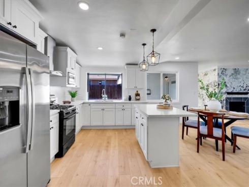600  Maple  , La Habra, CA