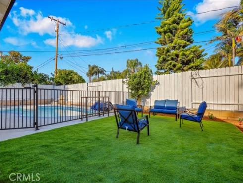 600  Maple  , La Habra, CA