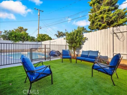 600  Maple  , La Habra, CA