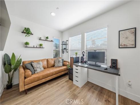 205 S Paige Ln , La Habra, CA