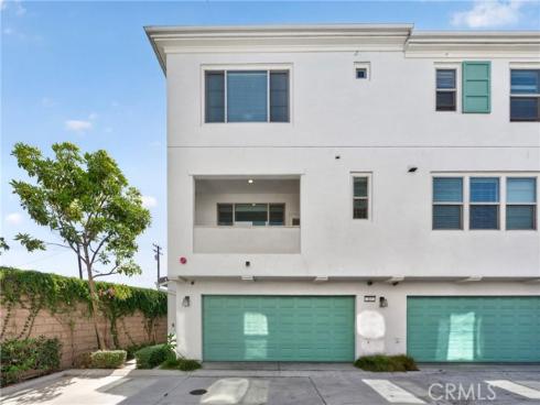 205 S Paige Ln , La Habra, CA