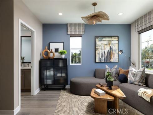 166 E Whittier Boulevard, La Habra, CA