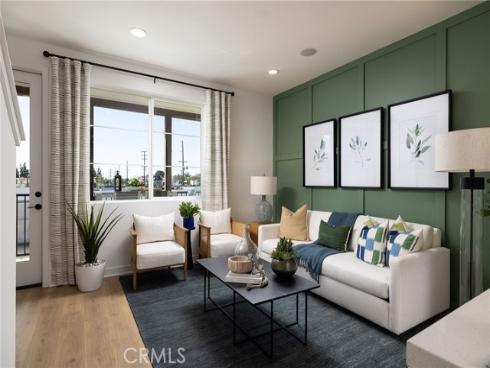 164 E Whittier   Boulevard, La Habra, CA