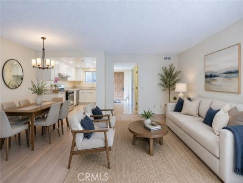 1008 Las Lomas Unit C
