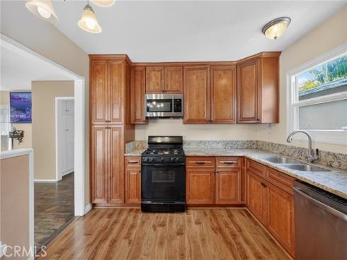 220 S Dexter Street, La Habra, CA
