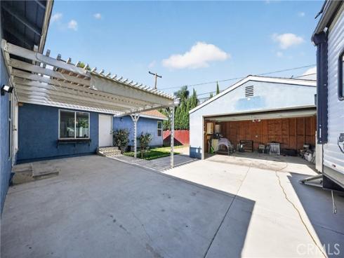 220 S Dexter Street, La Habra, CA