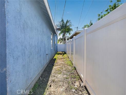 220 S Dexter Street, La Habra, CA