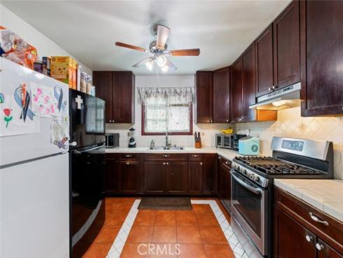 300 Buena Vista Avenue, La Habra, CA