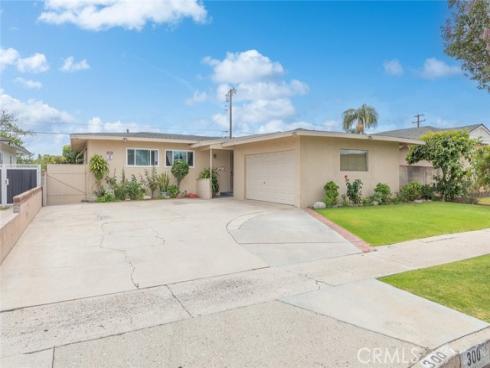 300 Buena Vista Avenue, La Habra, CA