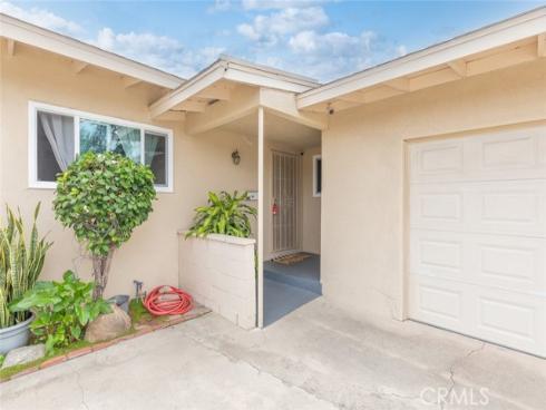 300 Buena Vista Avenue, La Habra, CA