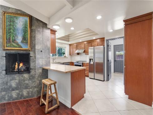 1020 La Serna , La Habra, CA