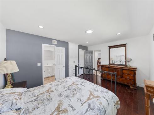 1020 La Serna , La Habra, CA