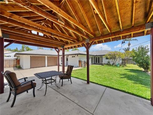 1020 La Serna , La Habra, CA