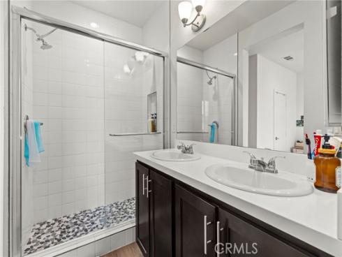139 E Knox Dr , La Habra, CA