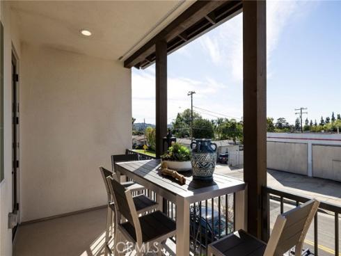 318 E William Way, La Habra, CA