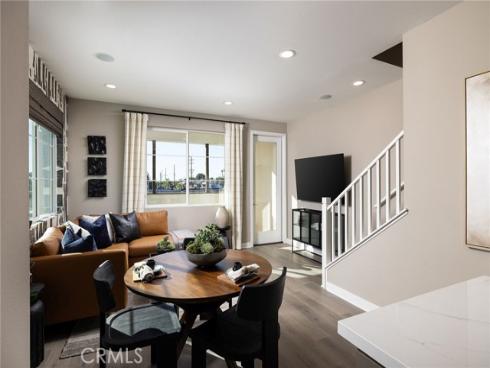 326 E William Way, La Habra, CA