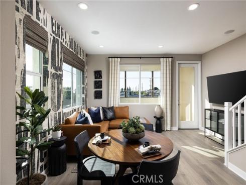 326 E William Way, La Habra, CA